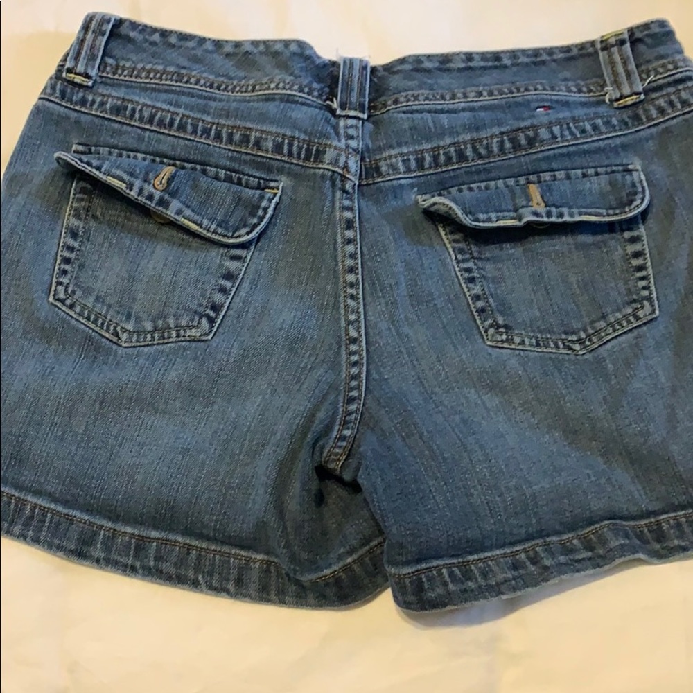 Shorts - Picture 3 of 5